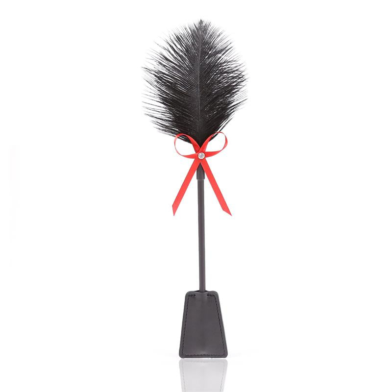 LATETOBED BDSM LINE PENAS E REMO 2 EM 1 36 CM PRETO/VERMELHO