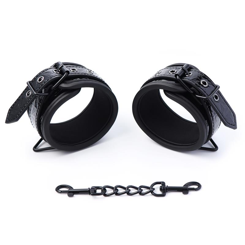 ALGEMAS DE PULSO AJUSTÁVEIS BLACK SAPPHIRE EM COURO VEGANO DE SAFIRA