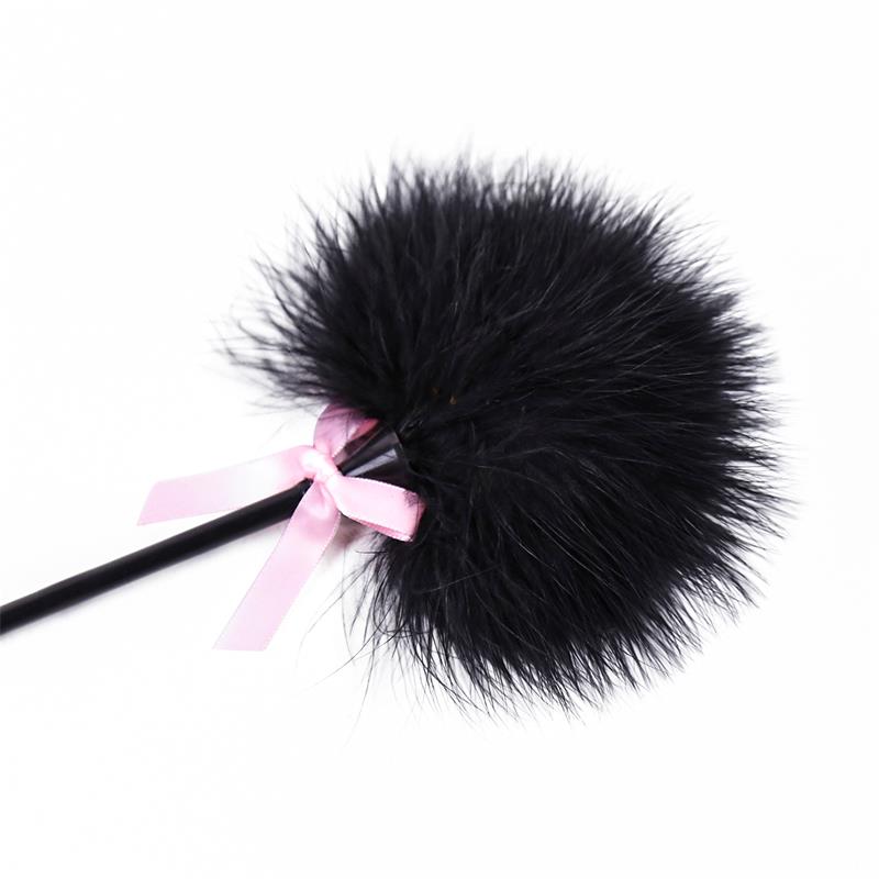 LATETOBED BDSM LINE ESPANADOR E PÁ 2 EM 1 29 CM PRETO