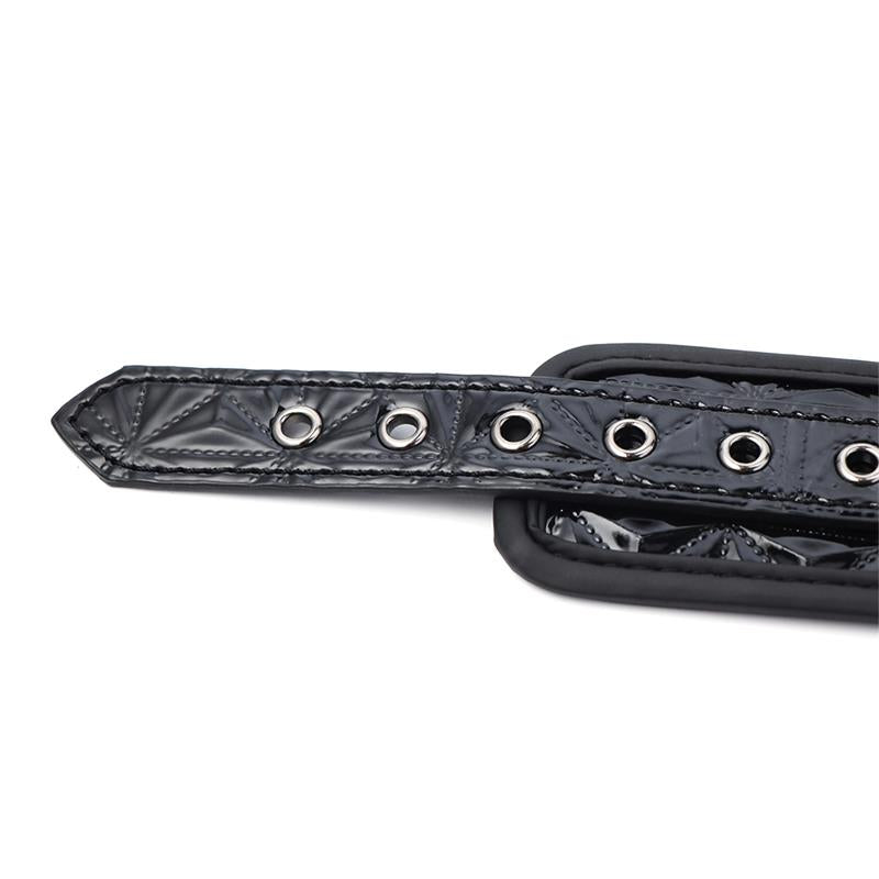 ALGEMAS DE PULSO AJUSTÁVEIS BLACK SAPPHIRE EM COURO VEGANO DE SAFIRA