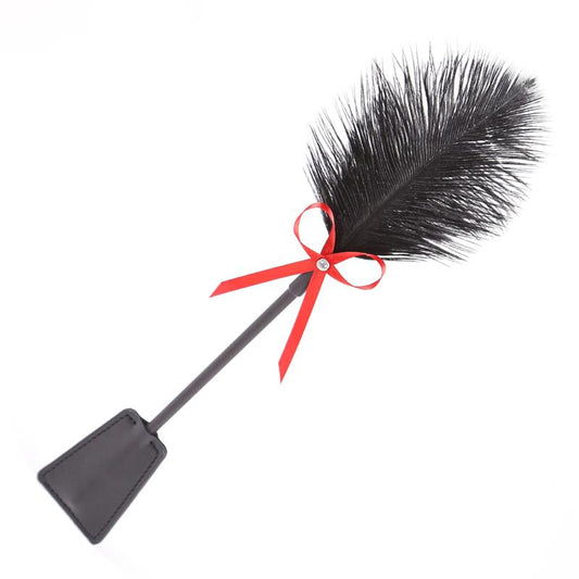 LATETOBED BDSM LINE PENAS E REMO 2 EM 1 36 CM PRETO/VERMELHO