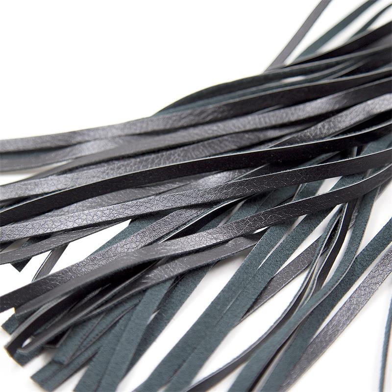 BLACK SAPPHIRE FLOGGER SAFIRA COURO VEGANO